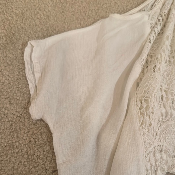 Rue21 White Asymmetrical Crop Tank Top - Picture 3 of 4